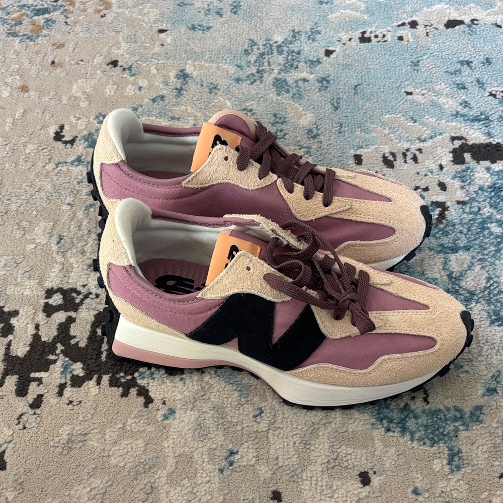 Women's Retro Runner Sneakers in Dusty Rose and Cream